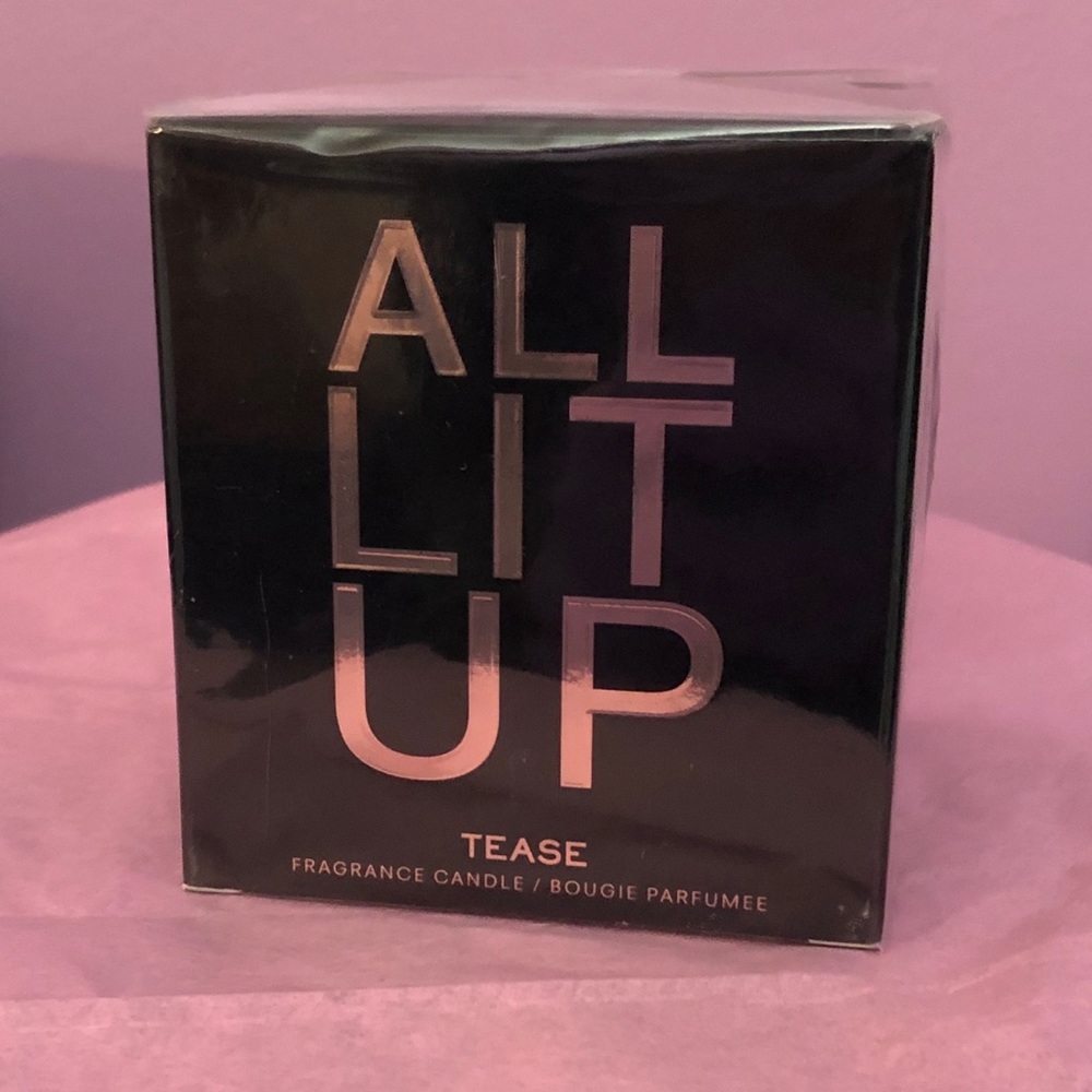 VICTORIA SECRET CANDLE